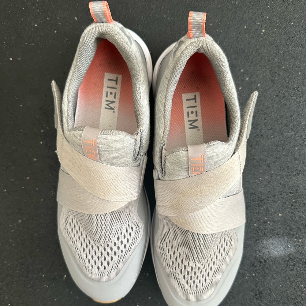 EUC Tiem women cycling shoes- Size 8